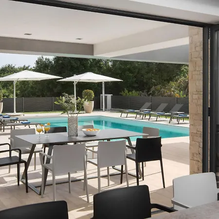Luxurious With Pool, Covered Terrace, Trampoline, Beach At 2 Km Vila *